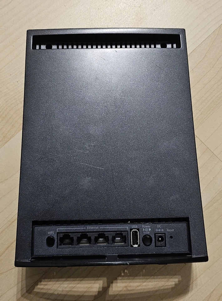 Netgear EX8000 - Nighthawk X6S – AC3000 Tri-Band WLAN Repeater | Guter Zustand - Bild 3 von 4