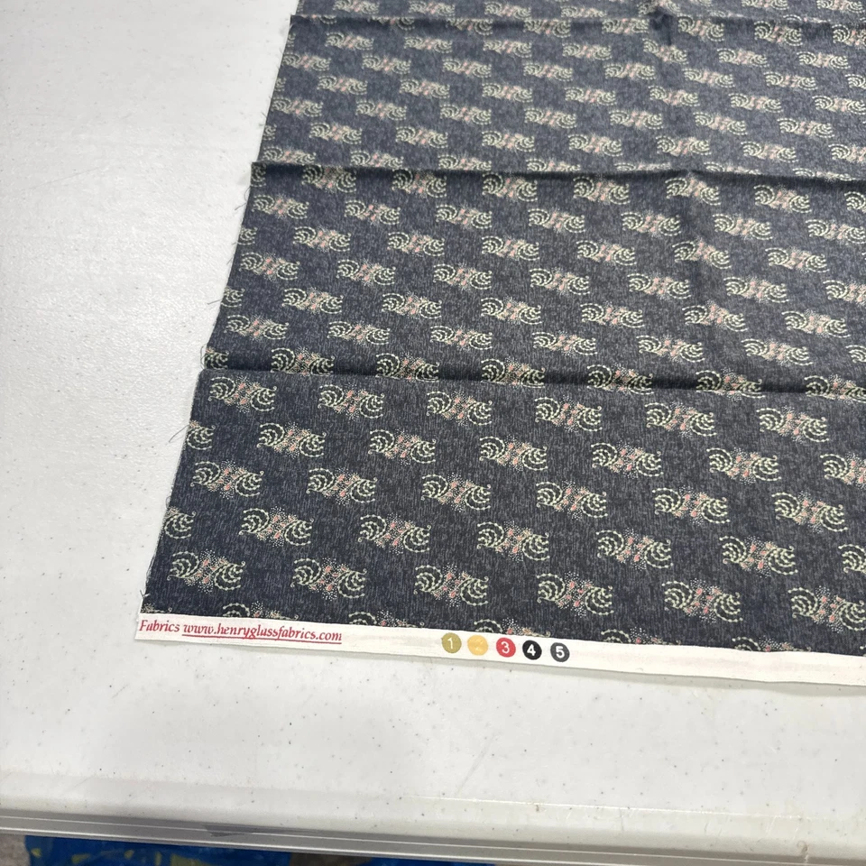 Henry Cristal Acolchado Tela Algodón Negro Paisley Remolinos 18x43 Foto 4 de 4