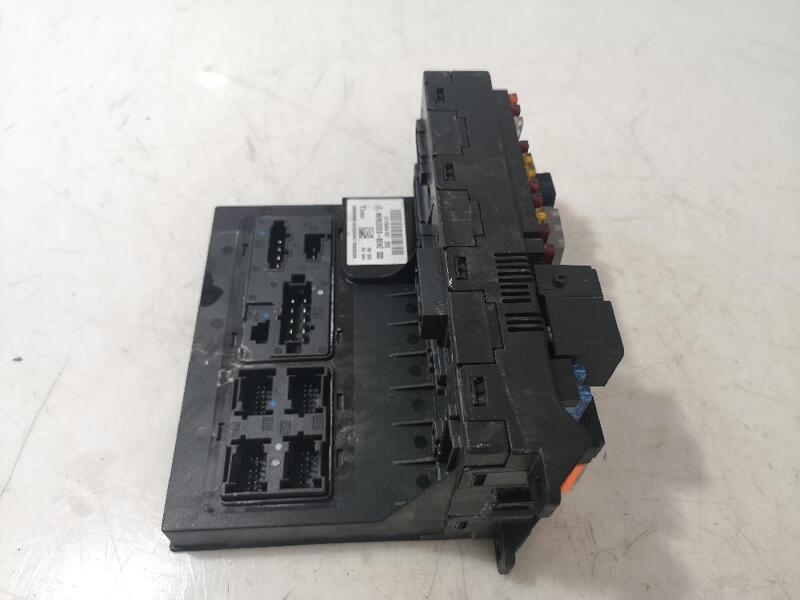 バイイー専用 2115454101 fuse box 249822 for MERCEDES-BENZ CLASE E (W211