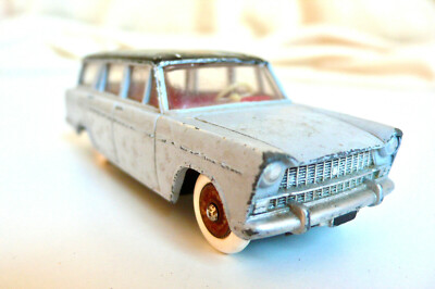 Dinky Toys France N°548 - Fiat 1800 Familiale - Bon état - Années 1960