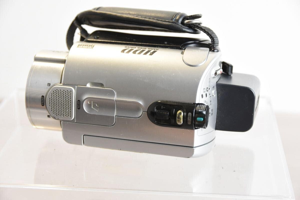 SONY DCR-SR300 HANDYCAM カバー付き Amazon.com : Sony DCR-SR300 6.1MP 40GB Hard Disk Drive