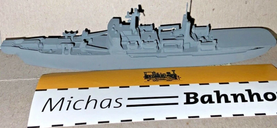 Hansa 101 Long Lines Versorger mit Hubschrauber Lande Schiffsmodell 1:1250 %05 å