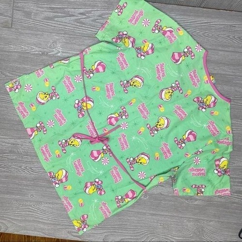 Looney tunes tweety bird Christmas nurse scrub top shirt xlarge - Picture 2 of 3