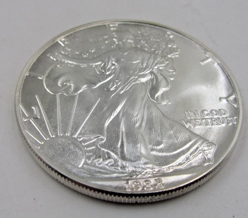 1988 American Silver Eagle 1 Troy Oz. .999 Fine One Dollar Coin