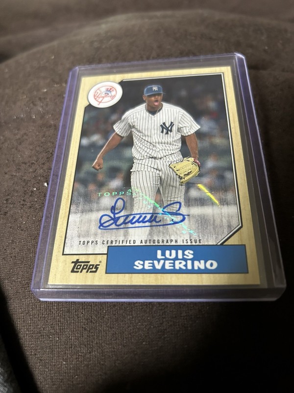 Luis Severino 2017 Topps Series 1 1987 Autographed Card 30th Anniversary 