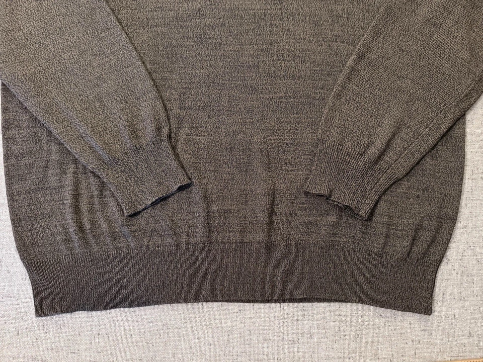 Suéter BARNEYS NEW YORK 100 % Seda Marrón Mármol Negro Cuello Alto Simulado Para Hombres Grande Foto 3 de 4