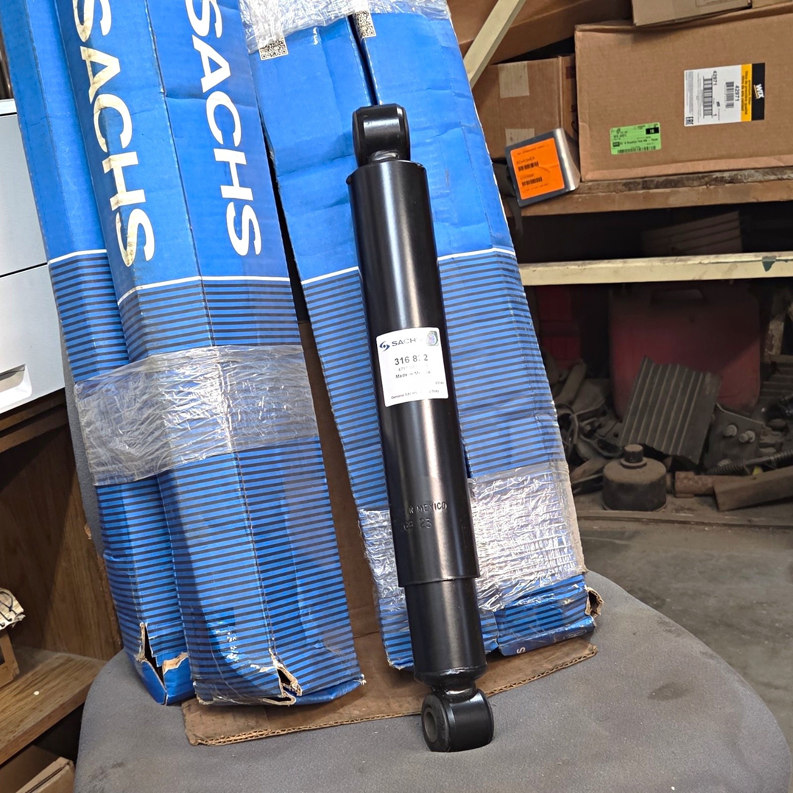 SACHS PN: 317 822 009 Heavy Duty Shock Absorber New Old Stock