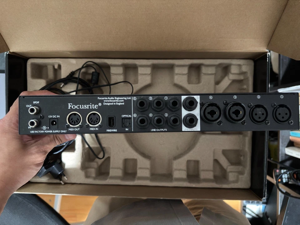 Focusrite Saffire PRO 26 FireWire/Thunderbolt Audio Interface – 18 In / 8 Out –  - Image 4 of 4