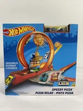 Hot Wheels SPEEDY PIZZA Playset Race Track ~ 2017 Mattel ~ NEW.               C4