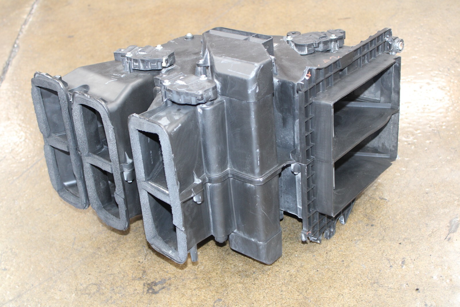 Mclaren 720s, A/C Evaporator, Rear Section, Dmg, Used, P/N 13A3588CP
