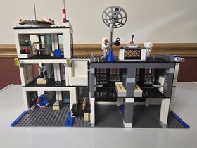 LEGO City: Police Station (7498) & Police Helicopter (7741) Both 100% Complete