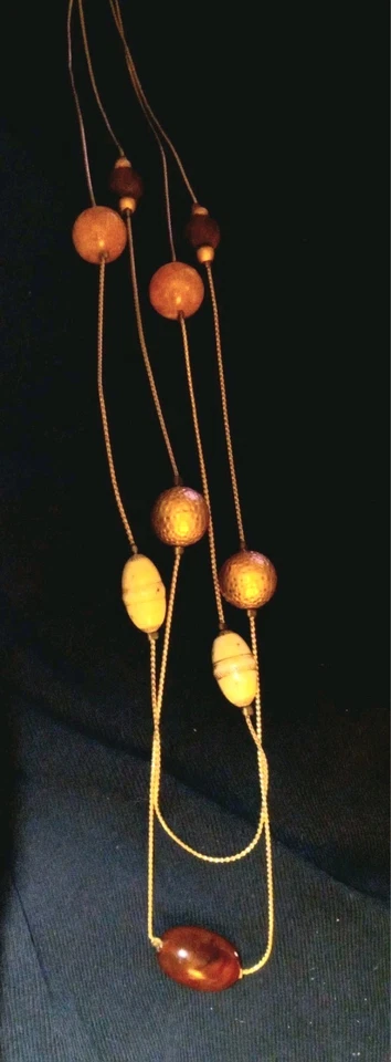 Collar largo 28" 2 hebras chapado en oro cuentas mixtas Foto 2 de 4