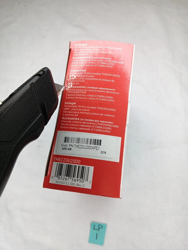 Honeywell *CONTRACTOR BRANDED - see pics* T6 PRO TH6220U2000 Thermostat - Image 4 of 4