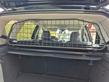 Travall Hundegitter für Mercedes-Benz A-Klasse (2004-2012) TDG1189 FK Travall Hundegitter für Mercedes-Benz A-Klasse (2004-2012) TDG1189 FK