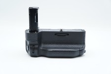 Sony a7 II Vertical Battery Grip Used Very Good Tested Working 327