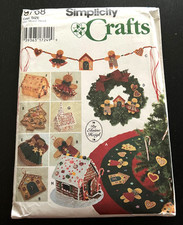 Simplicity Pattern 9768 No Sew Tree Topper Ornaments Church House Skirt Wreath