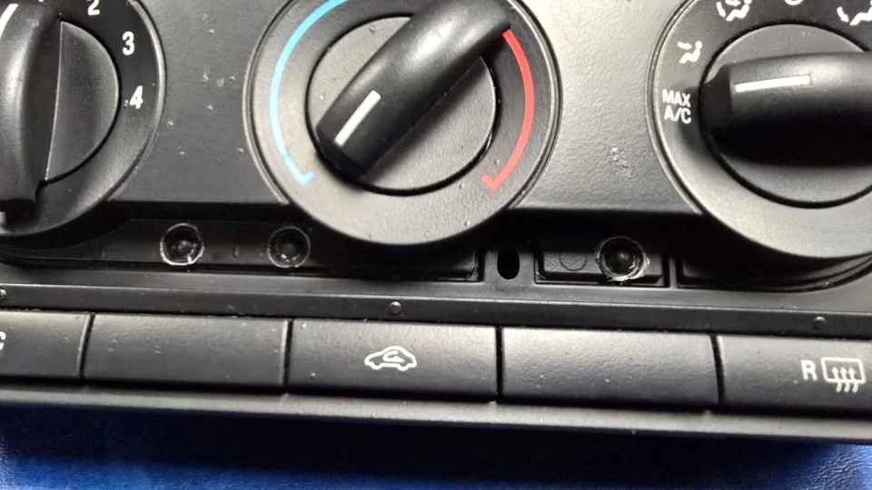 2005-2009 FORD MUSTANG AC HEATER CLIMATE CONTROL ASSEMBLY OEM - Image 3 of 4