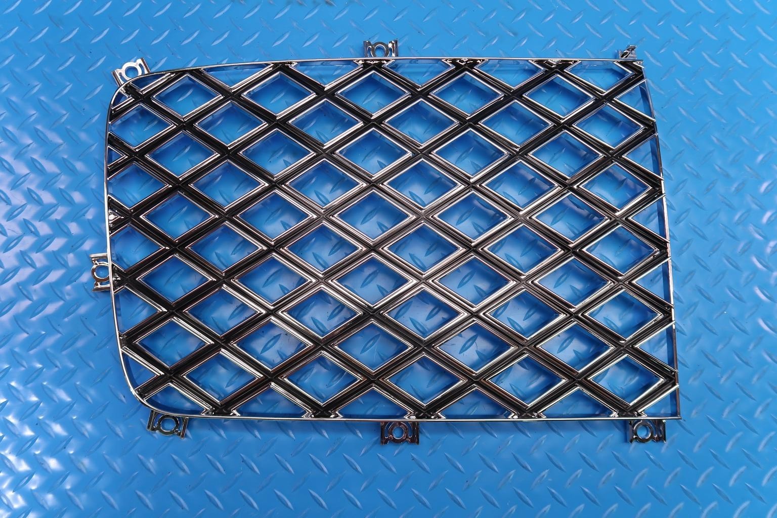 Bentley Continental Flying Spur Mulliner main radiator grille #12425