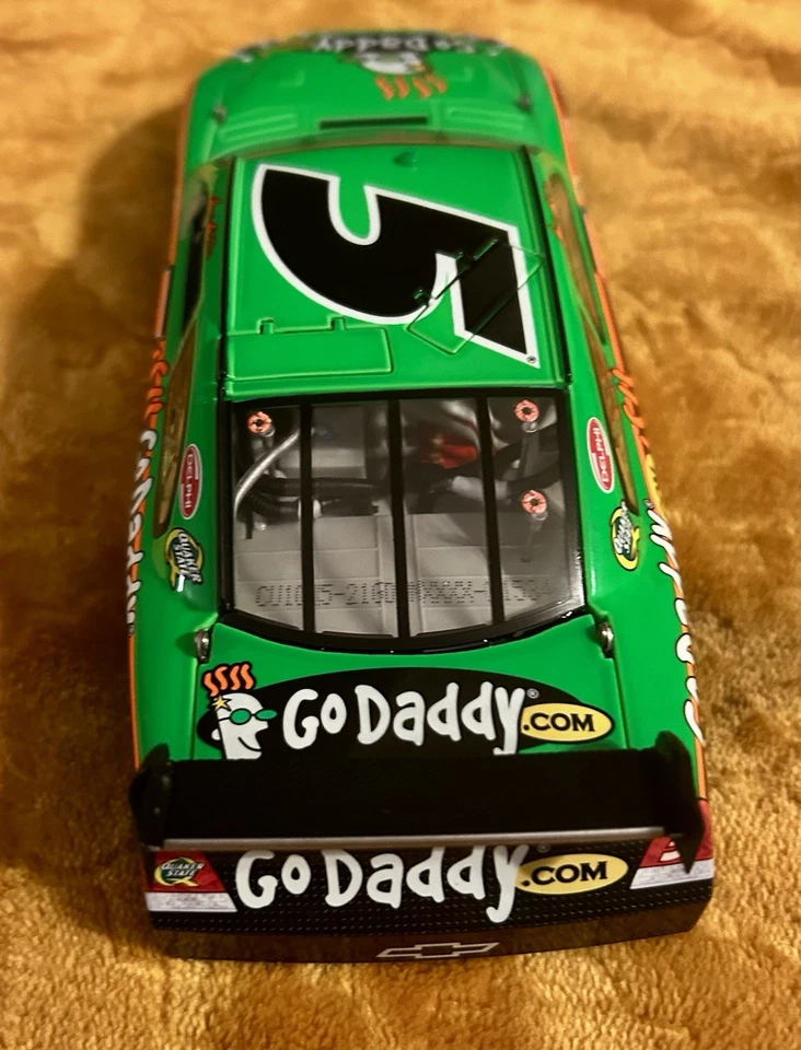 Danica Patrick #5 GoDaddy 1/24 Foto 4 de 4