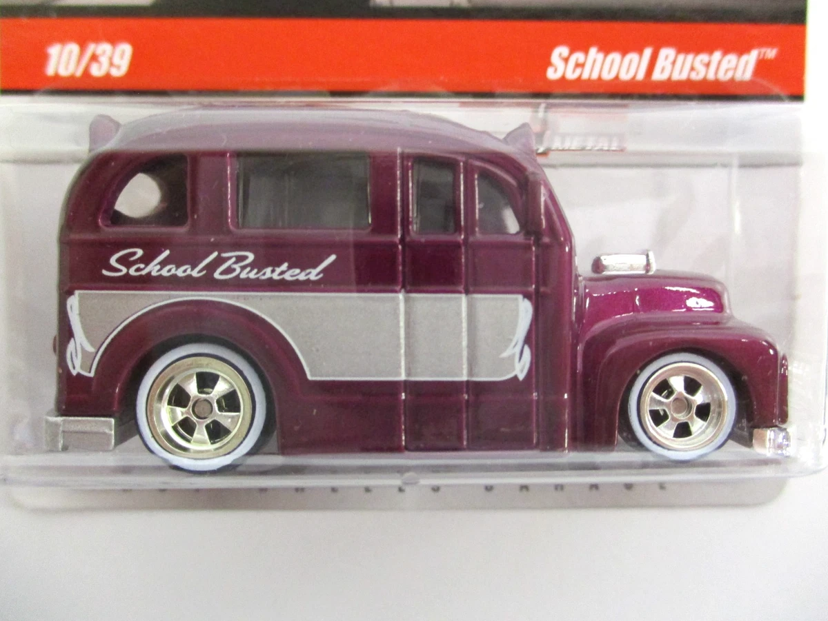 ホットウィール スクール バステッド キャット ウーマン Hot Wheels Real Riders School Bus Contemporary Manufacture Diecast
