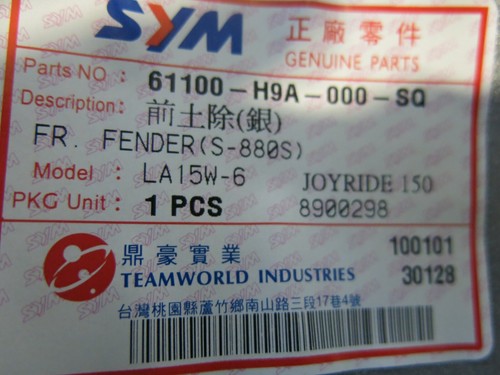 SYM Joyride 125 / 200 Front Mudguard silver - Picture 6 of 7