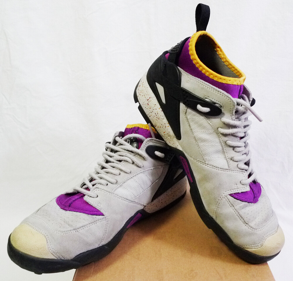 SAOLA Nike Air Revaderchi Granite Plum 2008 Sneakers taglia 7 5 (326768 002)