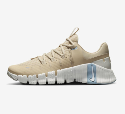 Women's Nike Free Metcon Sanddrift White Phantom Iron Ore DV3950