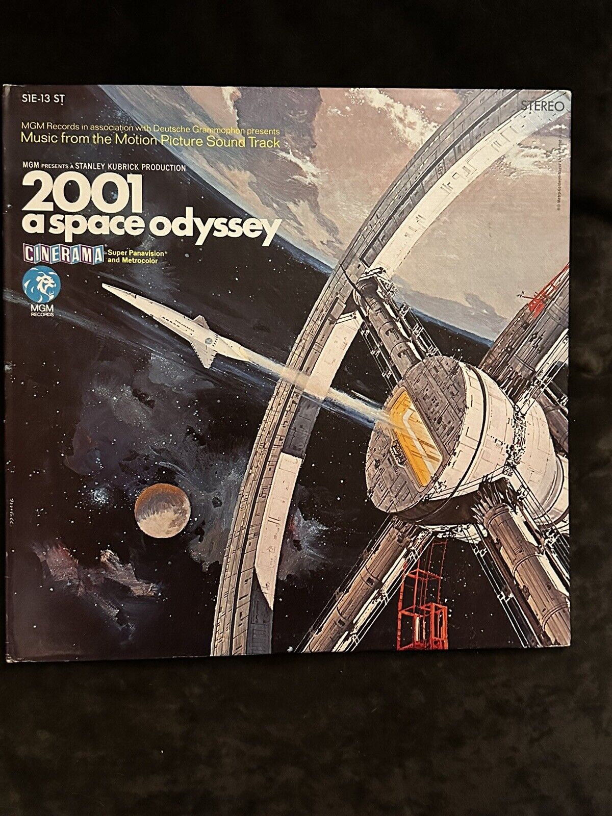 Original 1968 LP “2001: A Space Odyssey” Soundtrack (Vinyl MGM S1E-13).