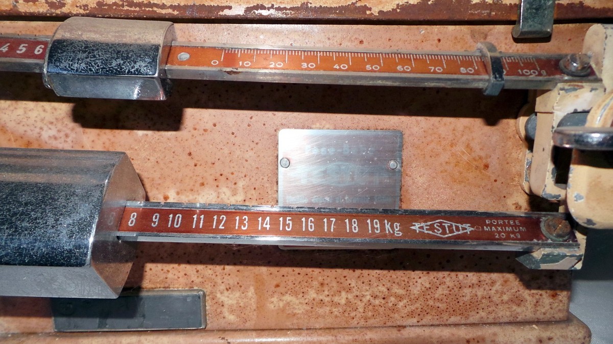 Balance pèse bébé testut rare et vintage type industrielle