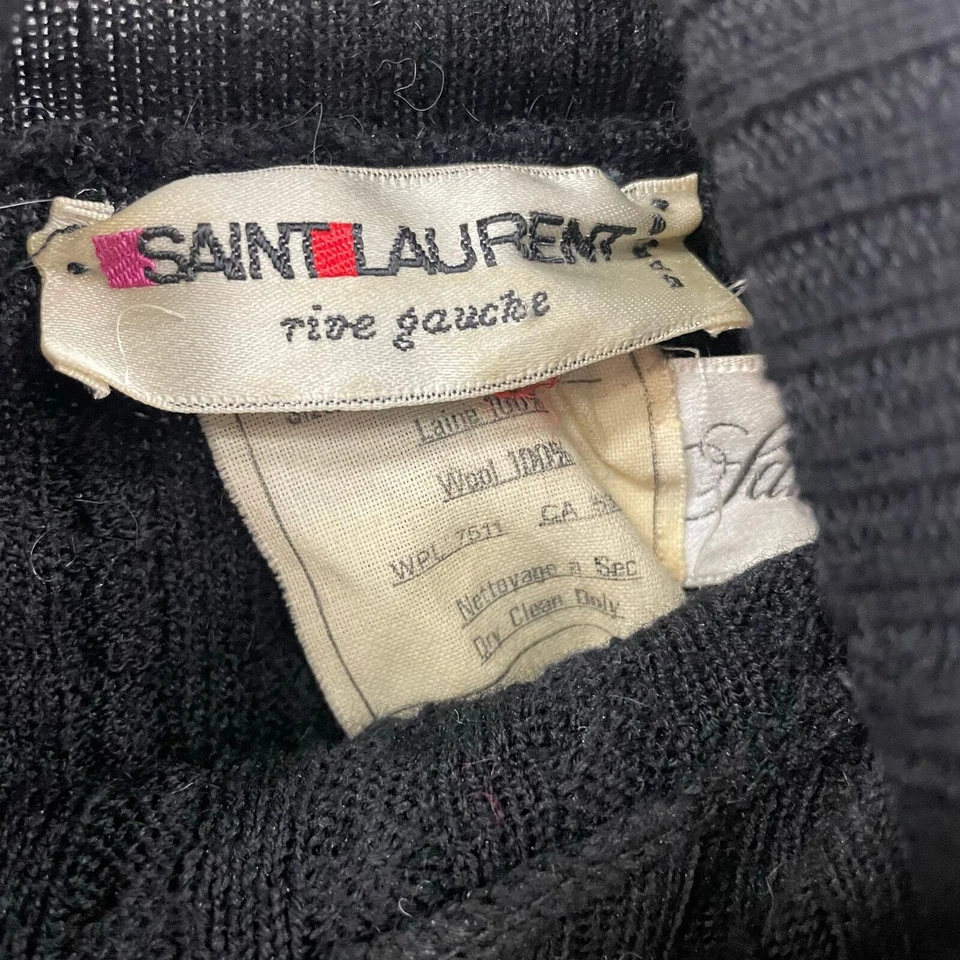 Suéter Vintage Saint Laurent Rive Gauche 100% Lana Cuello Alto Negro Mediano Foto 3 de 4