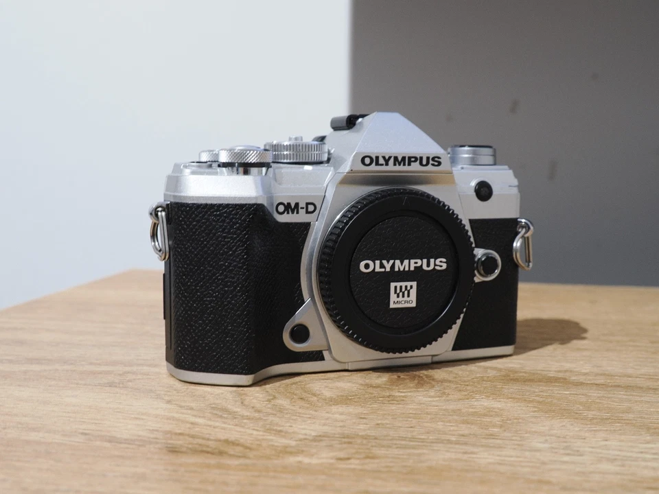 Olympus OM-D E-M5 Mark III, photo 3 of 5