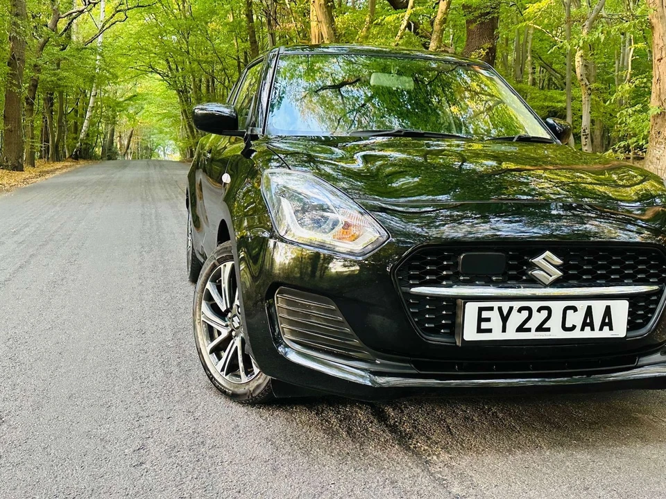 2022 Suzuki Swift 1.2 Swift SZ-l DualJet MHEV 5dr Hatchback Hybrid Manual - Image 2 of 4