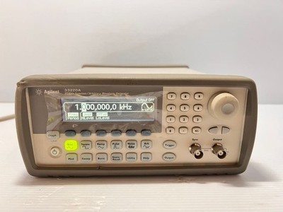 Agilent Keysight 33220A 20 MHz Waveform Function Generator No Adapter