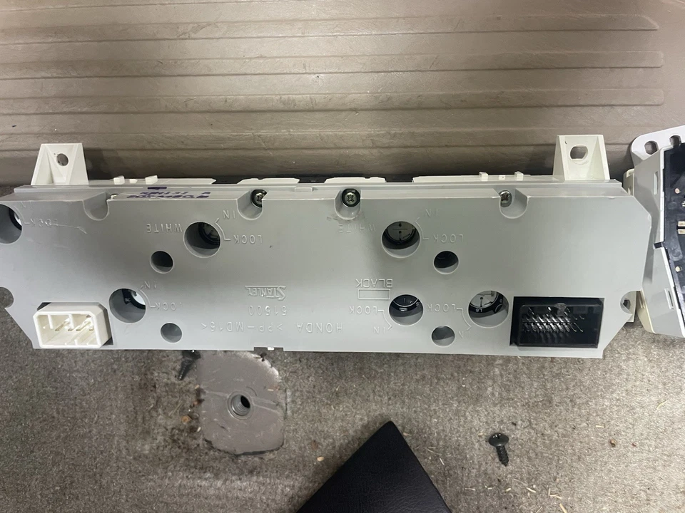 Honda Odyssey Ex Ex-L Heat Ac Temp Climate Control 1999 2000 2001 2002 2003 2004 - Image 2 of 3