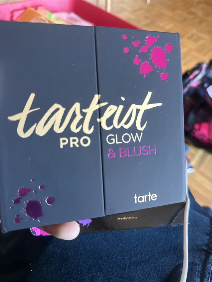 Tarte Tarteist Pro Glow And Blush Palette *NEW IN BOX* Discontinued - Image 3 of 4