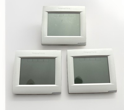 Honeywell Home TH8321WF VisionPRO 8000 Smart Wi-Fi Thermostat lot of 3 Units