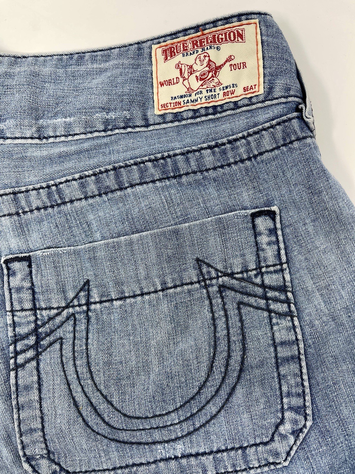 True Religion Sammy Short Women’s 32 Medium Wash Denim Vintage Shorts Wide Cuff thumbnail 6