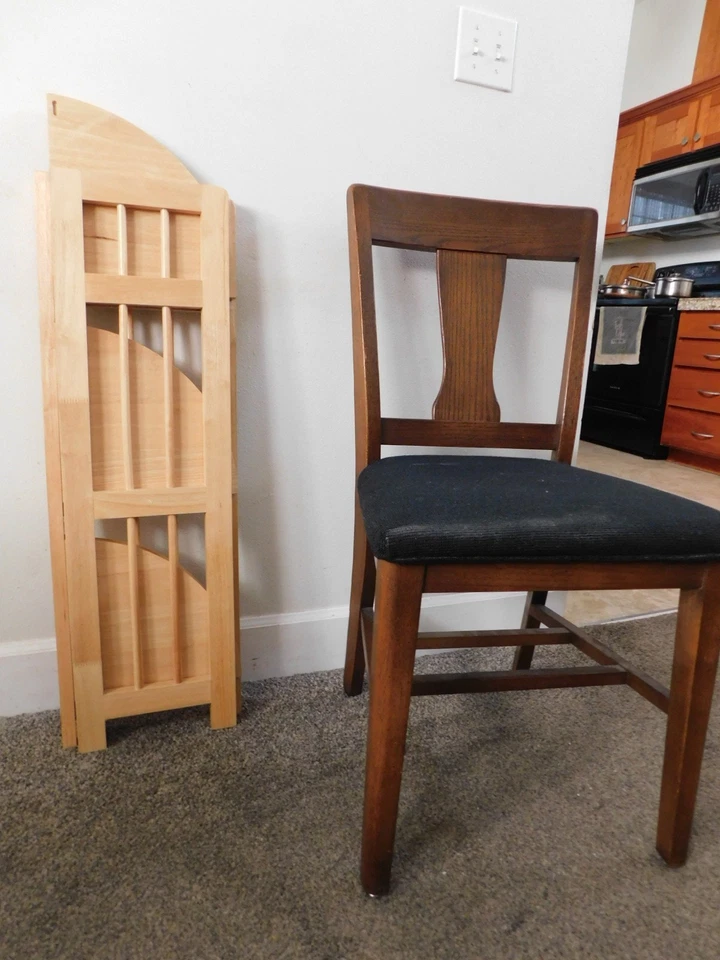 Esquina de madera plegable moderna danesa vintage 34" T 3 estantes soporte librería exhibición en muy buena condición Foto 2 de 4