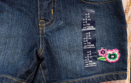 Girls Sz 5 Denim Shorts Medium Indigo Embroidered Floral NWT GAP Kids - 817899 - Picture 4 of 5