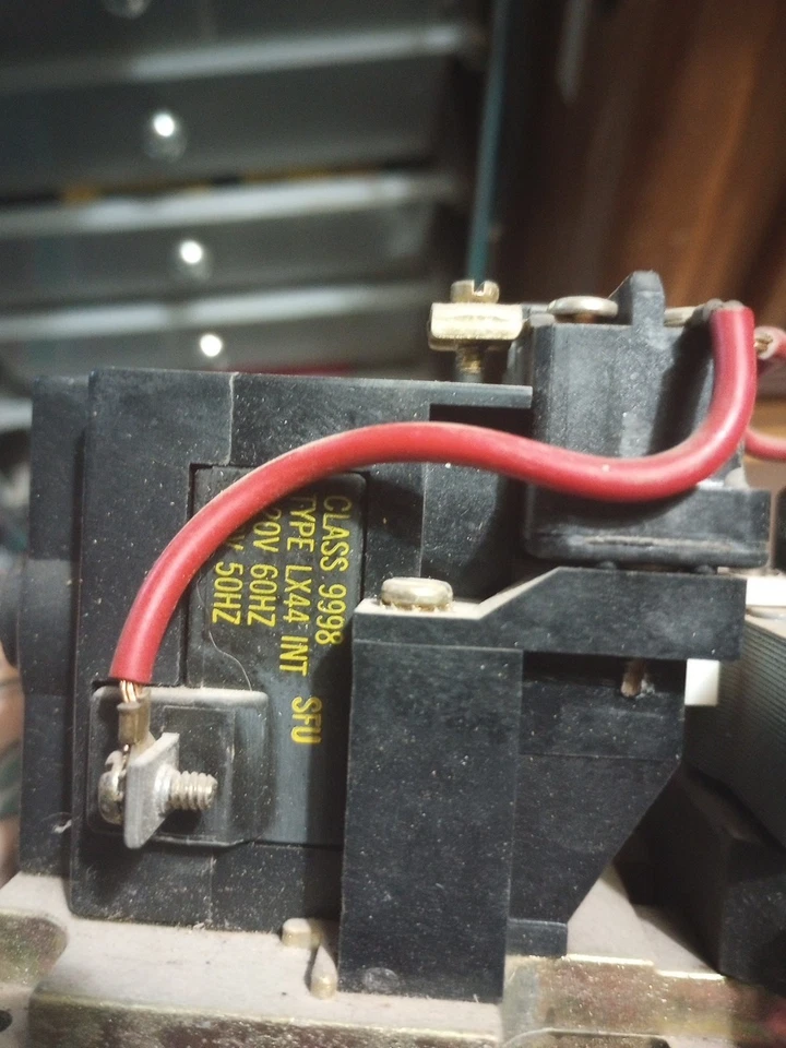 square d latching lighting contactor 6 pole 120 volt coil - Image 4 of 4