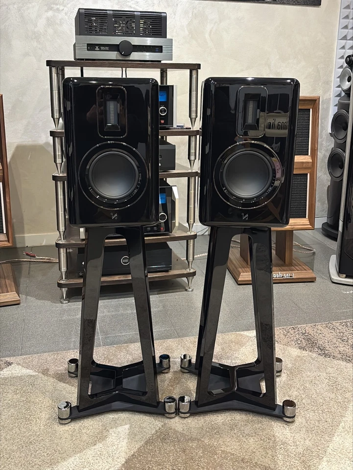 QUAD REVELA 1 BLACK + STAND DEDICATI DEMO COPPIA DIFFUSORI GARANZIA UFFICIALE - Imagen 1 de 4