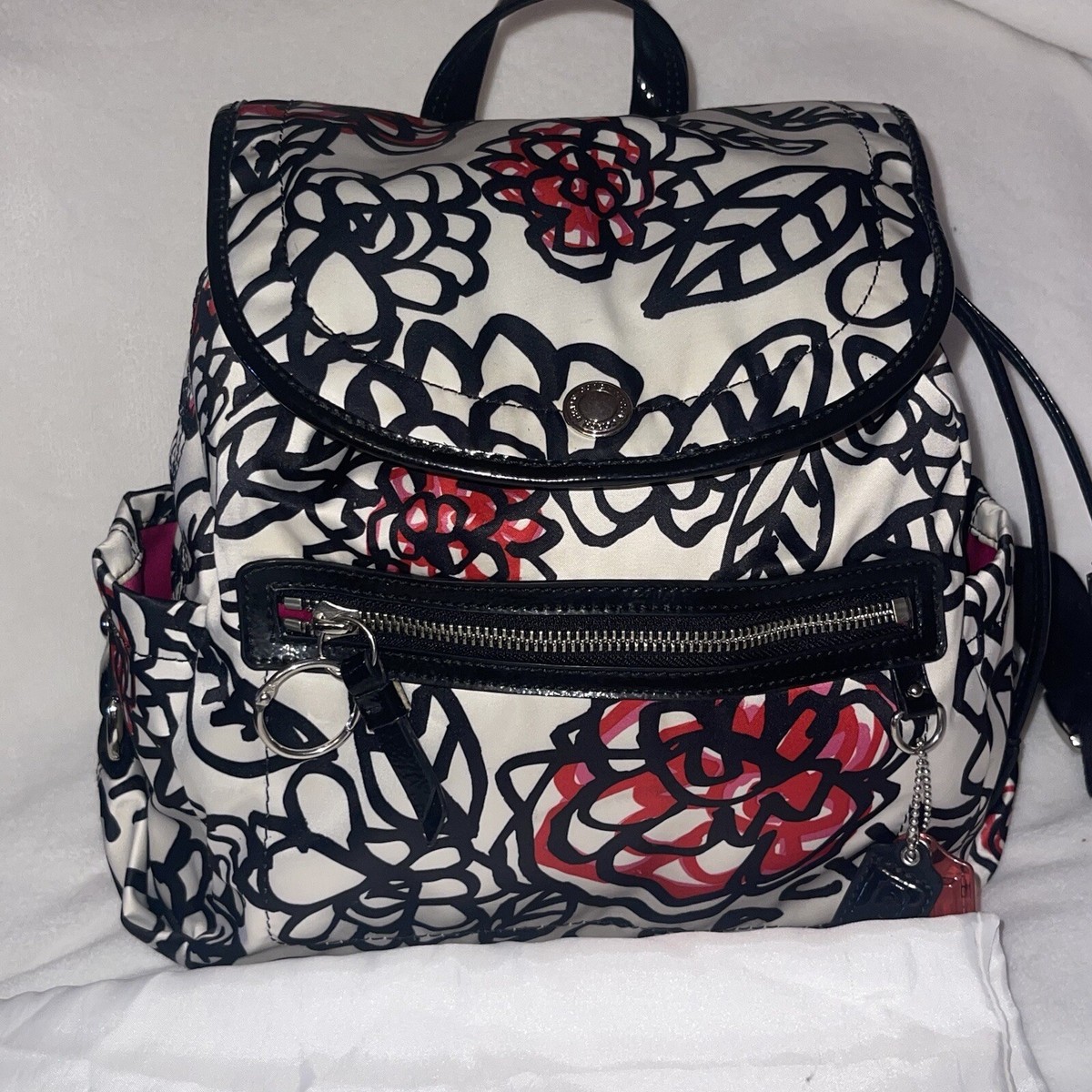 Coach Poppy Daisy Floral Graffiti Nylon Black/white Backpack 