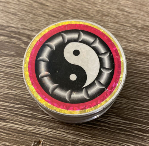 VINTAGE YIN-YANG POGS THICK ALUMINUM METAL SLAMMER - Picture 1 of 3