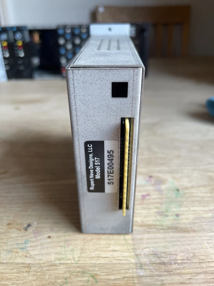 Rupert Neve Portico 517 500-series preamp/DI/compressor mint condition - Image 2 of 4