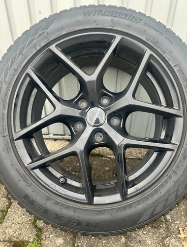 NEU 4x Borbert Y Black Glossy 17 ZollFelgen + Nexen Winterreifen