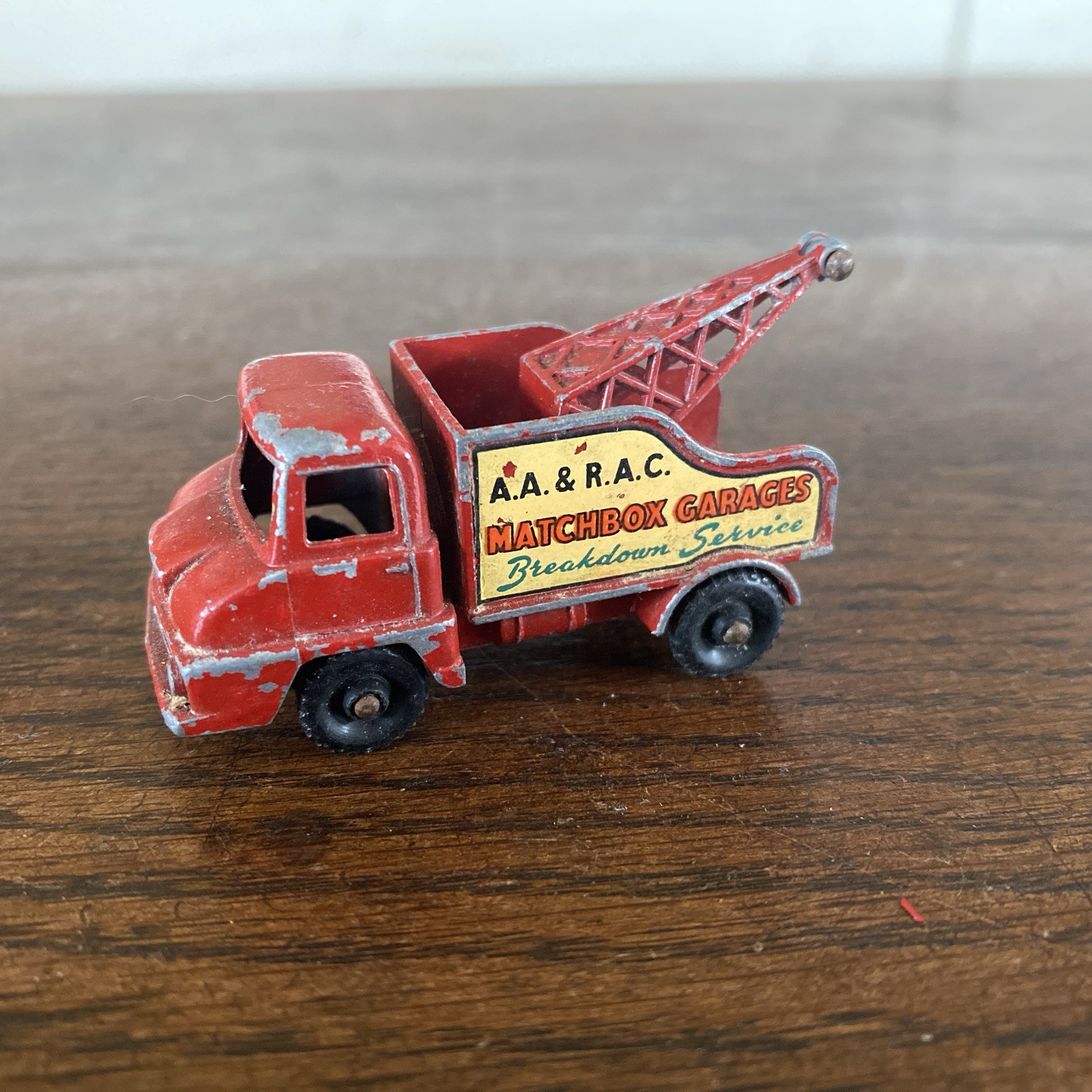 Matchbox 13c, Thames Trader Wrecker - Free Price Guide & Review