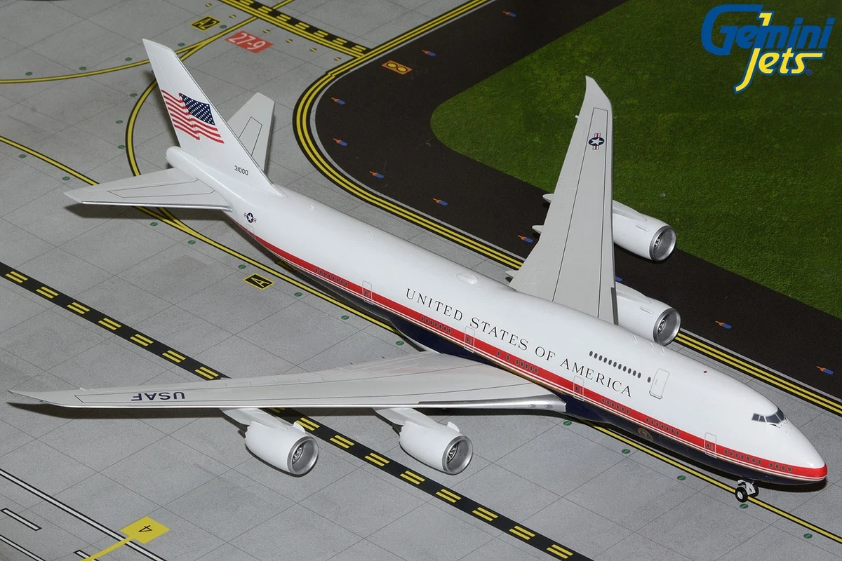 1:200 Boeing 747 Diecast Aircraft for sale - eBay
