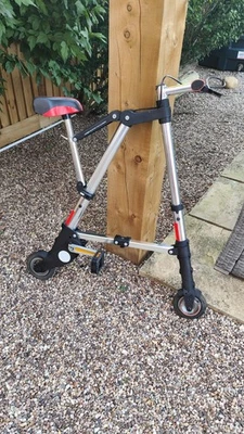 Folding Bike Scooter Pedal Train Friendly Coach A-bike Bicycle - Image 1 of 4