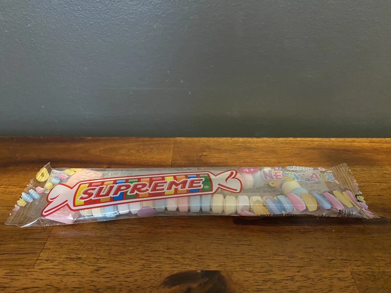 Collana caramelle Supreme x Smarties