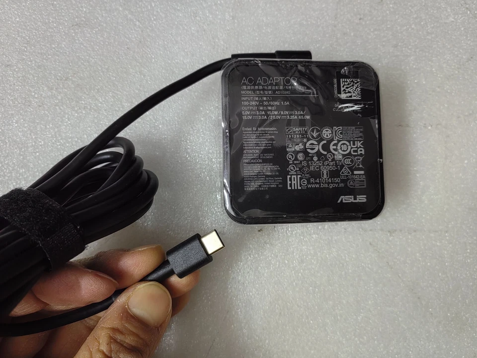 Adaptador Original Para ASUS Vivobook 16 M1607 M1607KA 20V 3.25A AD10380 TIPO C 65W Foto 2 de 4